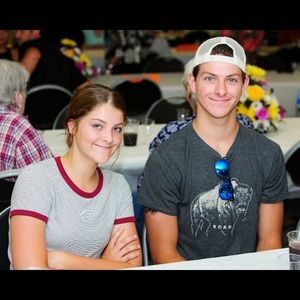 Meet your Posher, Zach